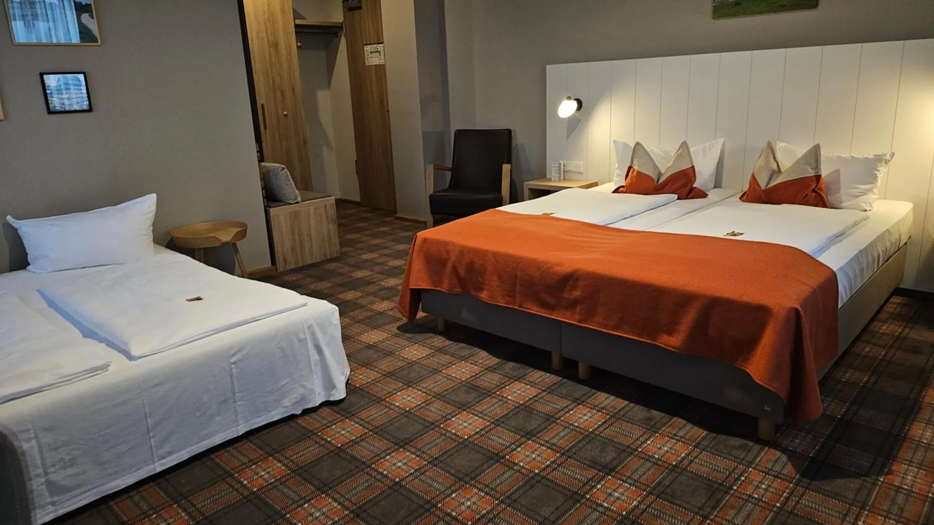 *** Pensión Hotel Alpha Núremberg Alemania