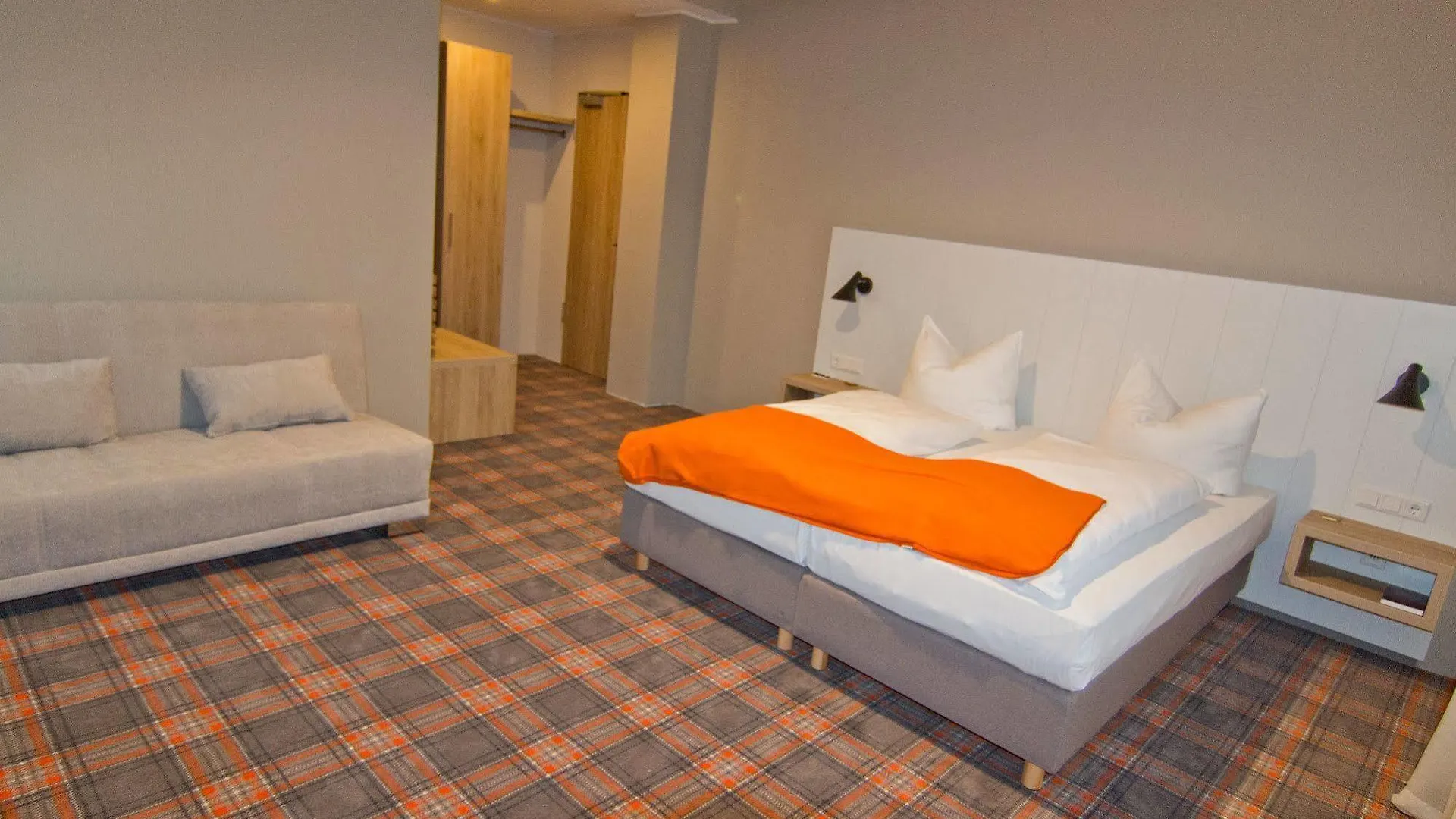 Hotel Alpha Norymberga 3*,